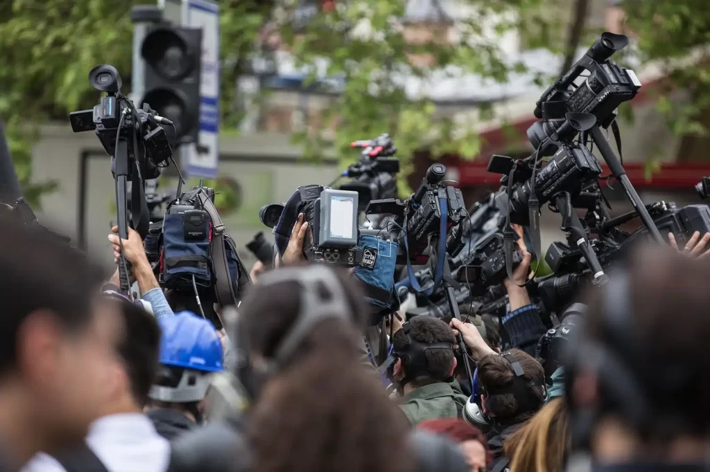 Medios, periodistas y ONG exigen desmontar el aparato de censura en Venezuela